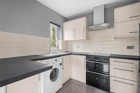 Fallow Rise, Hertford, Hertfordshire, SG13 photo 4