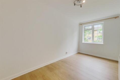 4_Bedroom 3-0.jpg