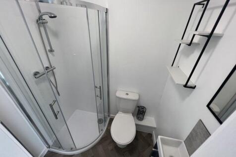 Shower room.jpg