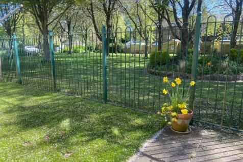 Garden Area.jpg