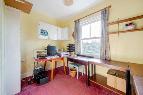 1349785-6-68c2fab...