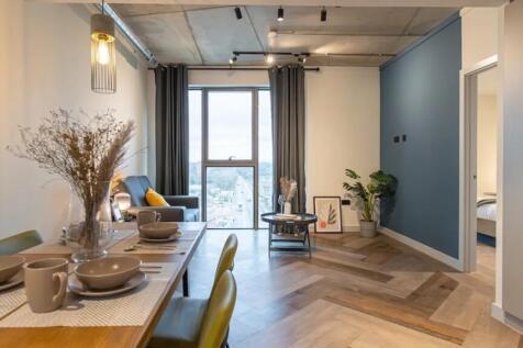 1-bed flat on Bendix Street, Manchester, £1,365/mo