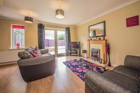 Wentin Close, Corby photo 3