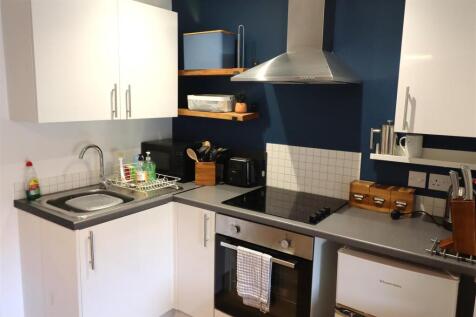Kitchen.JPG