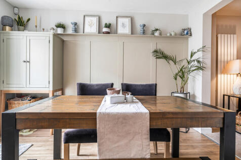 1325039-14-6877d1...