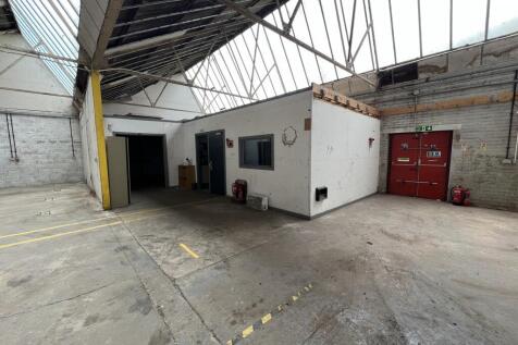 Commercial Property to rent Image 5