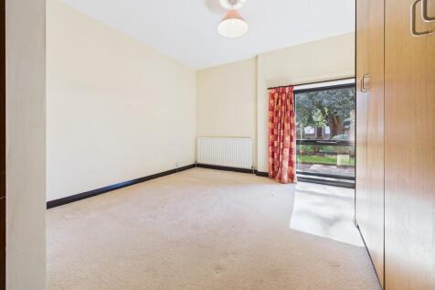 CAM02854G0-PR0356...