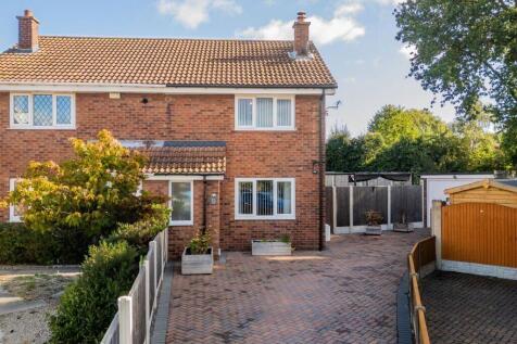 Selby, YO8 - property photo
