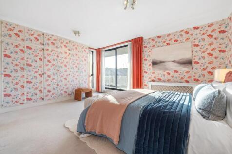 .Principal Bedroom.JPG