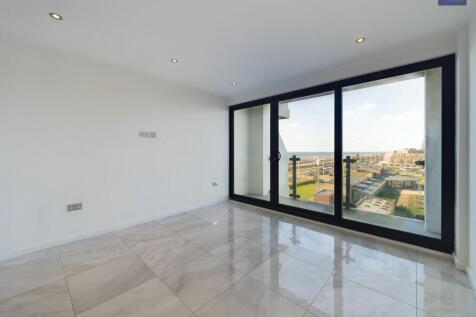 Living / Kitchen / Diner