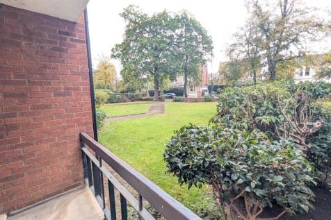 Riplingham Court, Arlington Avenue, Leamington Spa photo 5