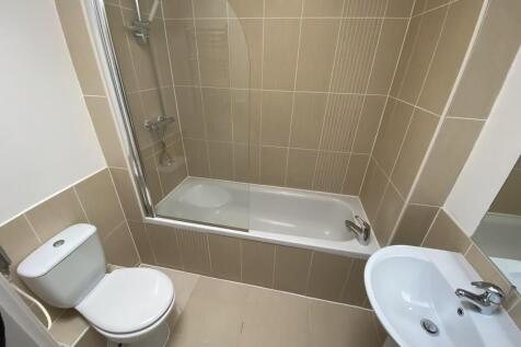 Holdenhurst Road, Bournemouth photo 5
