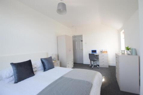 6-bed terraced on 27/28 - Yarborough Road - Student House, £2,860/mo