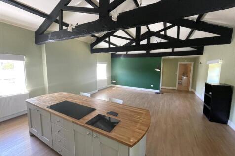 Lounge/Kitchen