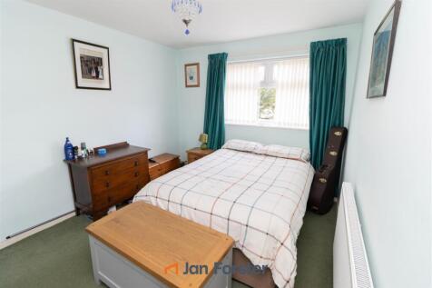 Whittingham Close, North Shields photo 4