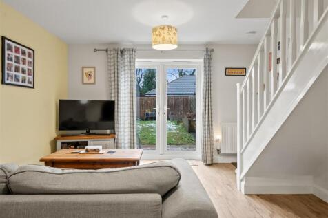 38 Poplar Gardens-10