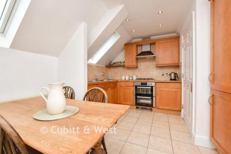 Kitchen / Living Room
