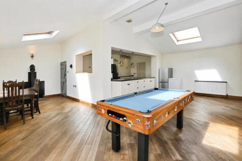 Kitchen Family Room