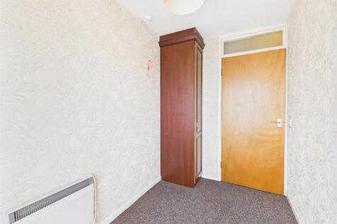 CAM04118G0-PR0105-STILL004.jpg