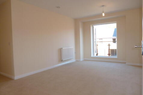 Huller Court, Waterlooville, Hampshire photo 4