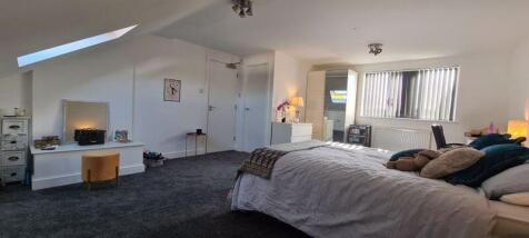 6-bed house on Ringwood Crescent, Nottingham, £3,770/mo
