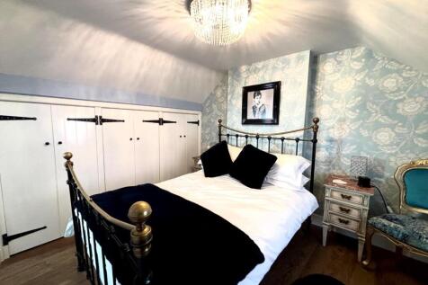 Bedroom.jpg