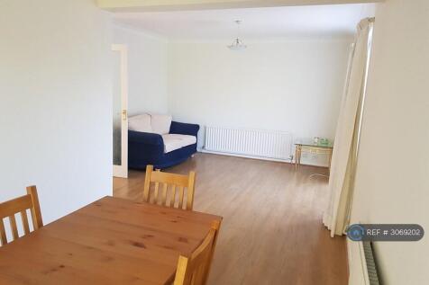 Delroy Court, London, N20 photo 2
