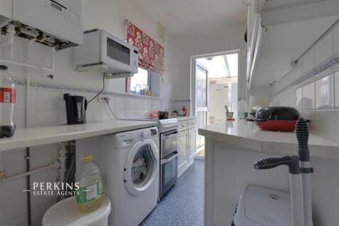 KITCHEN.jpg