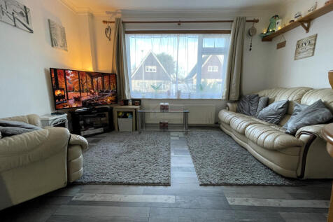 Lounge a.JPG