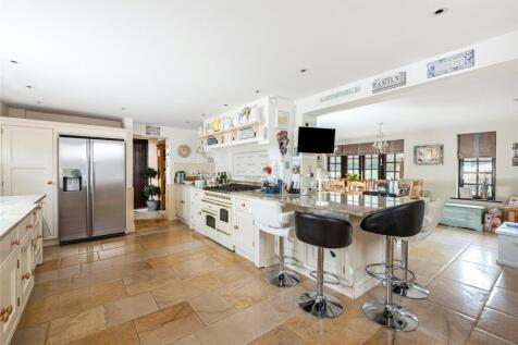 Kitchen/Breakfast Rm