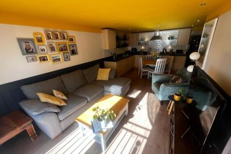 WhatsApp Image 2024-03-04 at 13.47.46 (1).jpeg