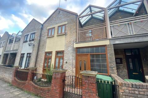 3 Bedroom House in PO1 3JE