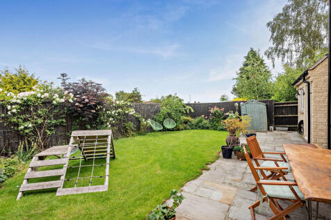 8651596-exterior0...