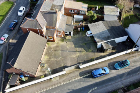 2 Bedroom Detached Bungalow and 3 Bedroom Town Ho