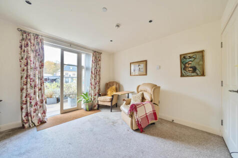 43 Garnier Drive, Bishopstoke Park Retirement Village. 1 bedroom retirement property for sale