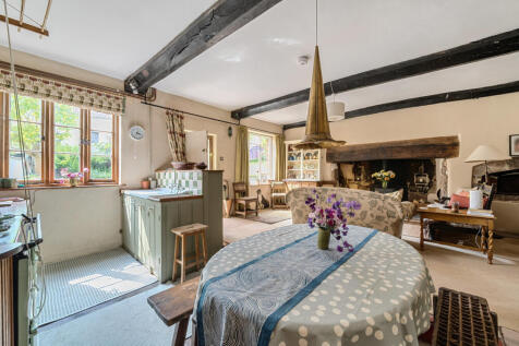 1298578-11-683f42...