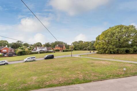 71-Hurst-Green-Road-12.jpg