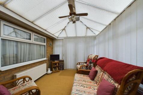 CAM02060G0-PR0209...