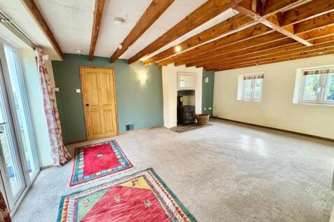 PHOTO-2025-10-09-13-41-36 (2).jpg