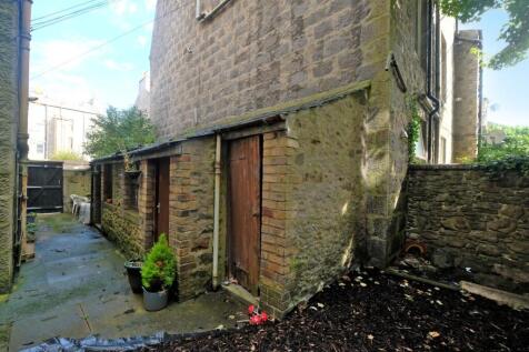 Exterior Aspect 3
