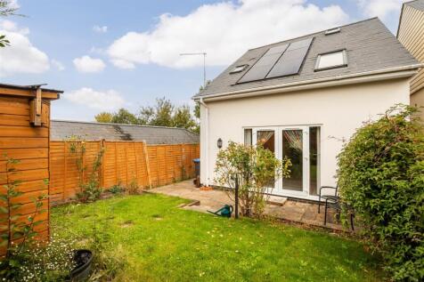 54 St Edmunds Road-11.jpg