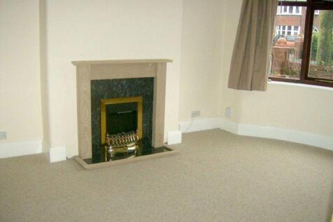 Walton Road, Sale, M33 4BA photo 3