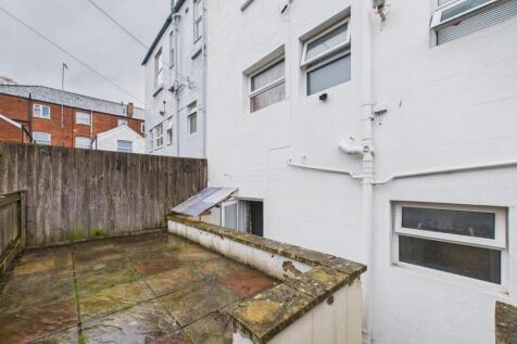 Flat 1 - Courtyard 