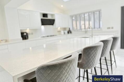 Kitchen breakfast room