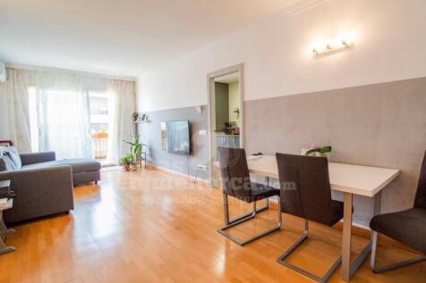 Apartment with lift and two parking spaces in Mahón
