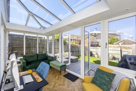 Renton Close 9-01...