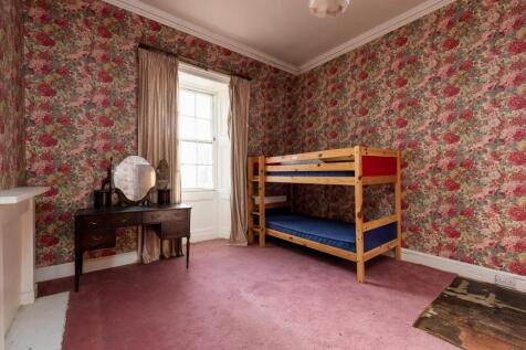 12 bed, 4 bath Detached in Edinburgh - Photo 15