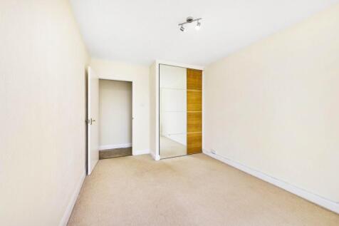Bramlands Close, Battersea, London, SW11 photo 4