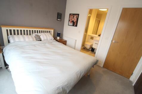 Master Bedrom - Photograph 2