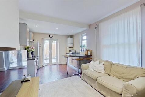 Penwith-Road-Earlsfield-SW18-05052026_152833.jpg